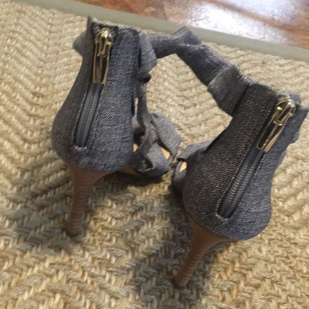 Brand new Vince camuto heels! - Picture 3 of 4